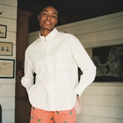 Caroline Back-Button Oxford Shirt 13 Caroline Back-Button Oxford Shirt -Modern Outfit Shop 1 3caa83bd 04d4 43f6 afb6 0b0318b286f7