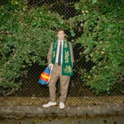 Harry's New York Bar Scarf -Modern Outfit Shop RB Nov22 039