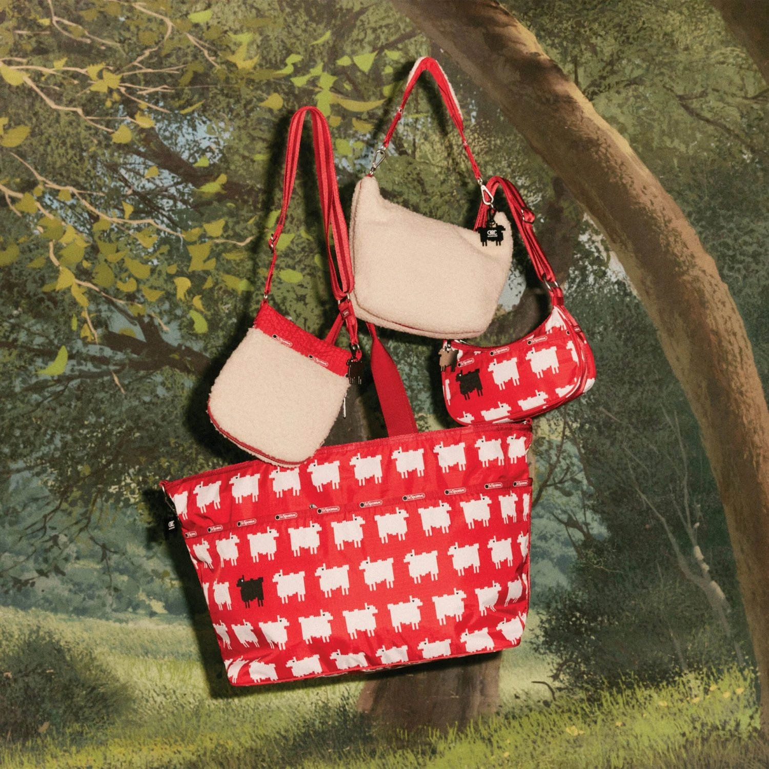 LeSportsac X Warm & Wonderful Arc En Ciel Convertible Hobo 12 LeSportsac X Warm & Wonderful Arc En Ciel Convertible Hobo - Image 10