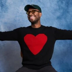 Gyles & George Unisex Heart Sweater -Modern Outfit Shop color black 5 95f27944 b886 4b52 a3e8 e99004ab0f67