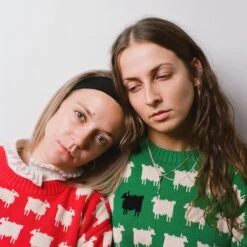 Warm & Wonderful Women's Fitted "Diana Edition" RWS-Certified Wool Sheep Sweater 9 Warm & Wonderful Women's Fitted "Diana Edition" RWS-Certified Wool Sheep Sweater -Modern Outfit Shop image 2171c229 9158 4541 be69 86d504c26475